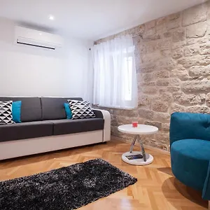https://apartment-heart-of-trogir.splithotels.org